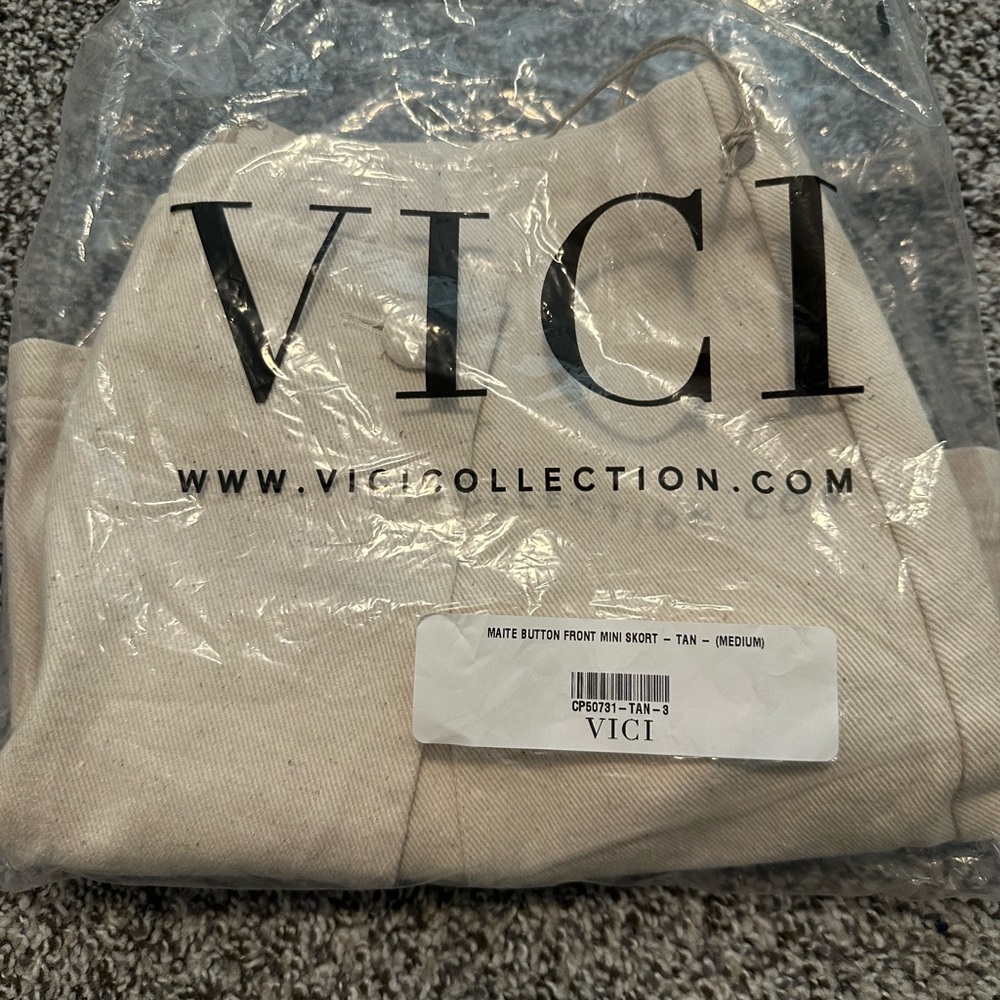 Vici Button Front Mini Skort NWT - image 4